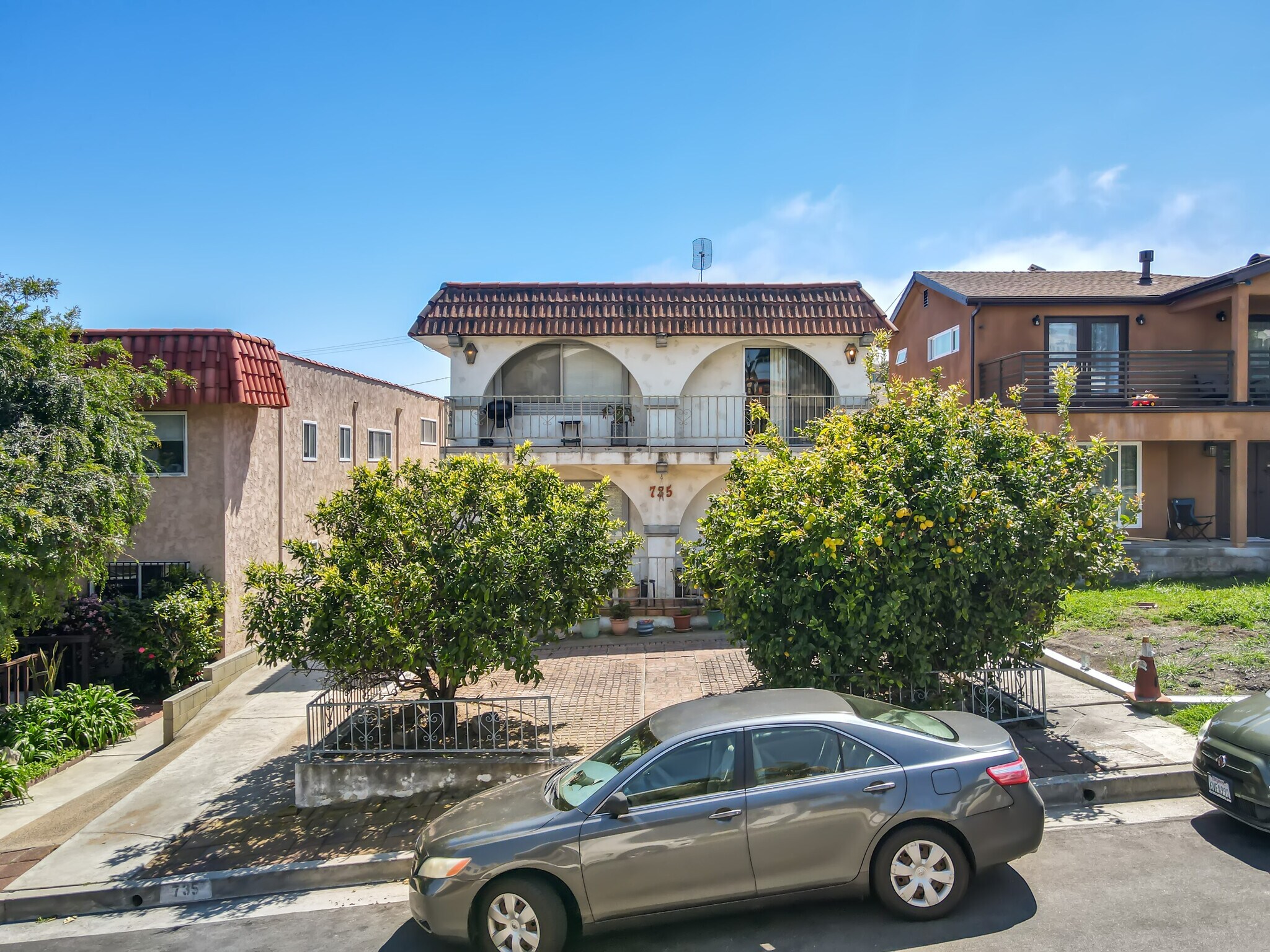 735 W 30th St, San Pedro, CA à vendre Photo du bâtiment- Image 1 de 1