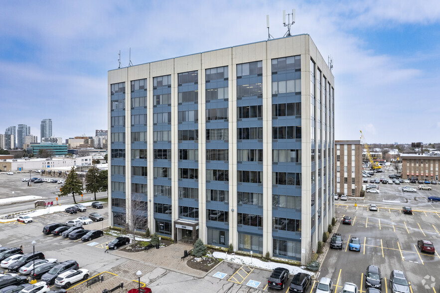 200 Consumers Rd, Toronto, ON for lease - Primary Photo - Image 1 of 6