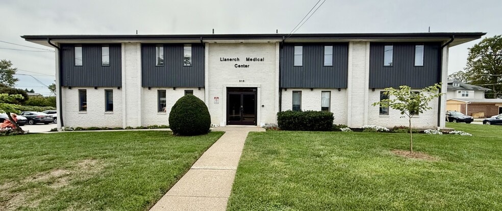 510 Darby Rd, Havertown, PA for lease - Building Photo - Image 2 of 16