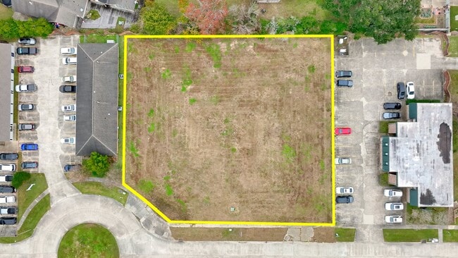 Plus de détails pour 3837 Plaza Tower Dr, Baton Rouge, LA - Terrain aux enchères