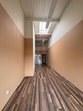 2195 Hyacinth St NE, Salem, OR for lease Building Photo- Image 2 of 2