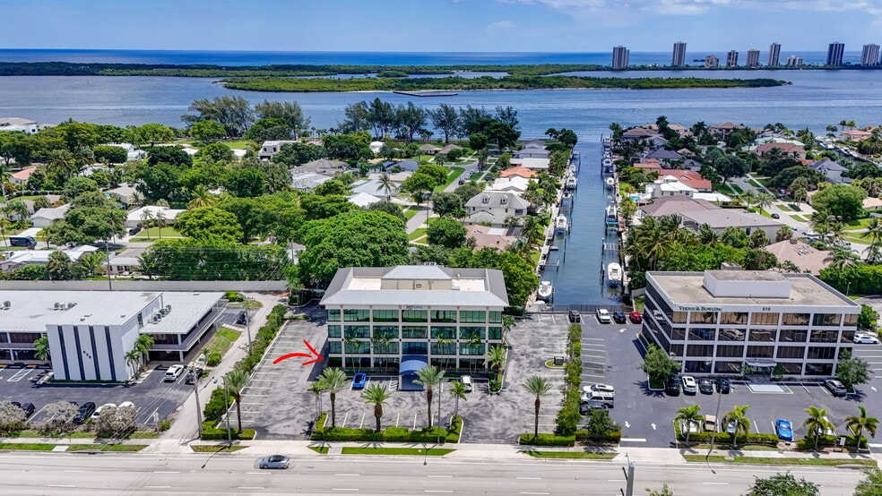 630 US Highway 1, North Palm Beach, FL for lease - Building Photo - Image 2 of 4