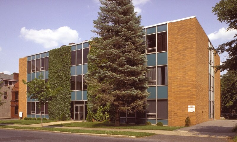 39 S Fullerton Ave, Montclair, NJ à louer - Photo du bâtiment - Image 2 de 5