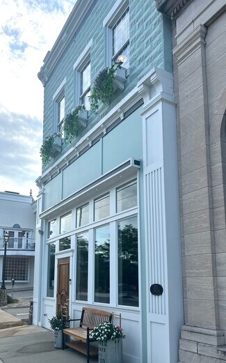 Plus de détails pour 114 N Market St, Ligonier Township, PA - Commerce de détail à louer