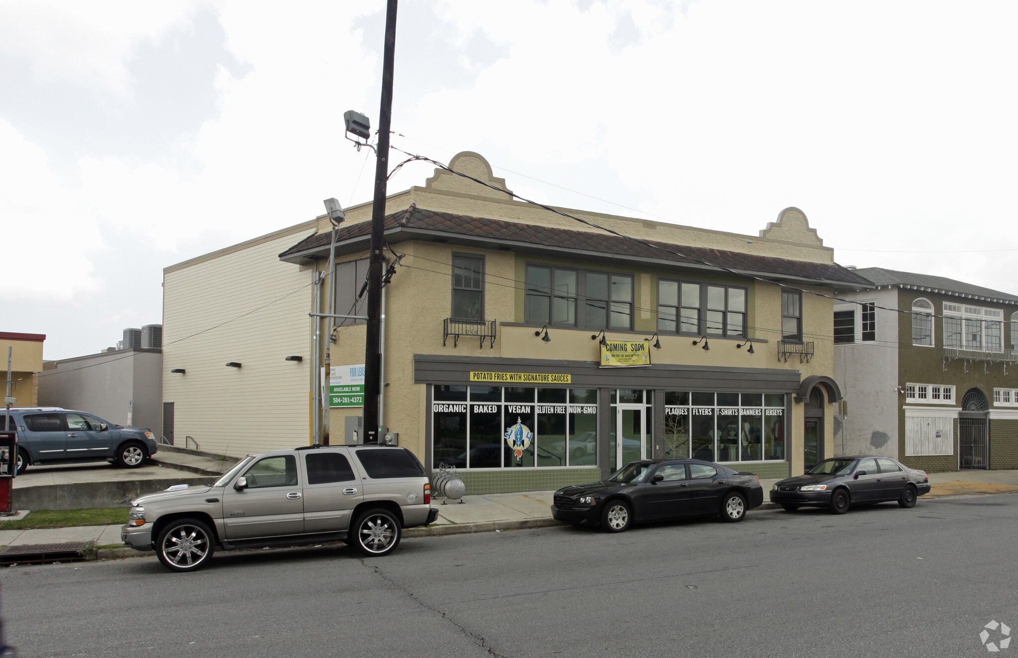2701-05; 2721-23; 2725-27 S. BROAD ST portfolio of 3 properties for sale on LoopNet.ca Building Photo- Image 1 of 4