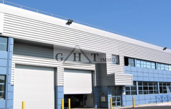 Industrial in La Courneuve for lease - Building Photo - Image 2 of 4