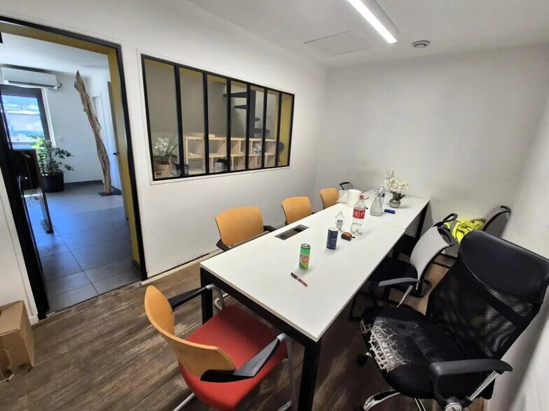 1004 Rue De Bernau, Champigny-sur-Marne à vendre - Photo du bâtiment - Image 3 de 13