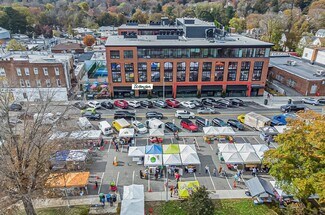 Plus de détails pour 70 Memorial Plz, Pleasantville, NY - Commerce de détail à louer