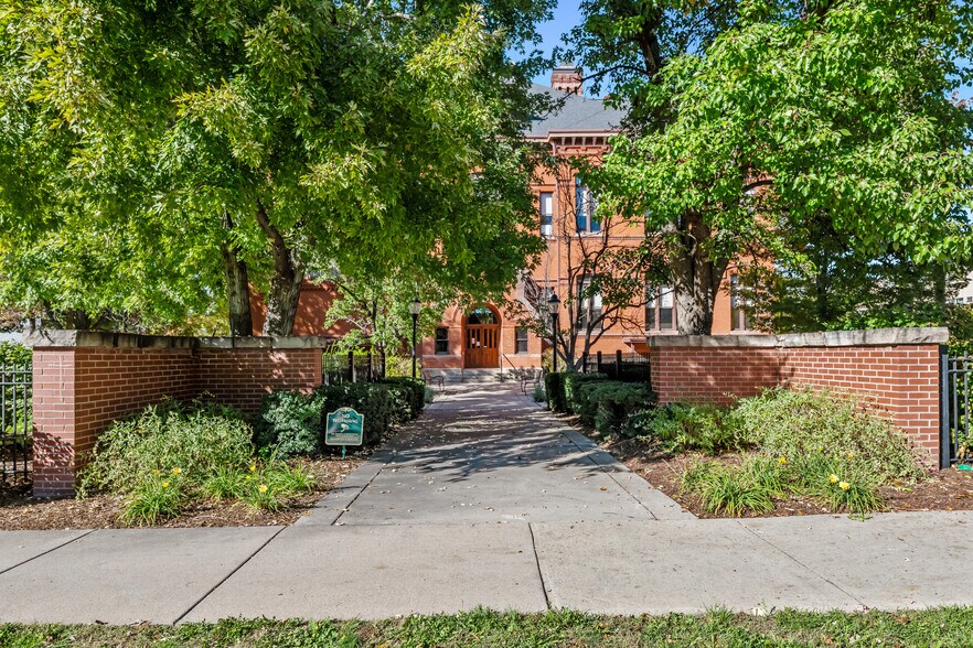 1420 Ogden St, Denver, CO à vendre - Photo du bâtiment - Image 2 de 34