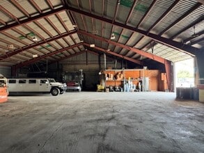 4274-4286 Groves Rd, Columbus, OH à louer Photo intérieure- Image 1 de 2