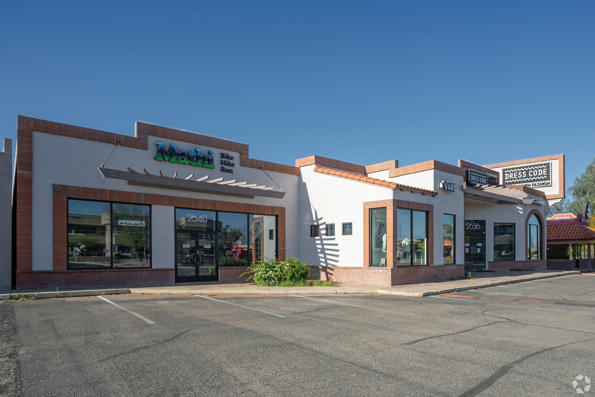 2636-2640 E Broadway Blvd, Tucson, AZ for lease Primary Photo- Image 1 of 17