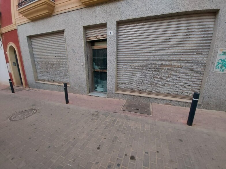 Commerce de détail dans El Ejido, Almería à louer - Photo du bâtiment - Image 2 de 4