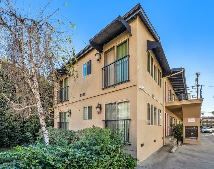 1519 Armacost Ave, Los Angeles, CA for sale - Primary Photo - Image 1 of 9