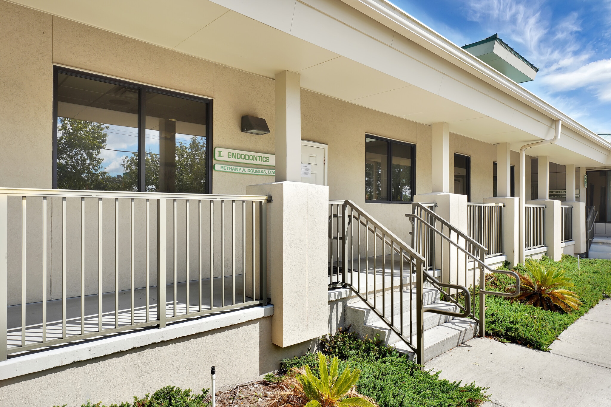 9109 Baymeadows Rd, Jacksonville, FL for lease Building Photo- Image 1 of 15