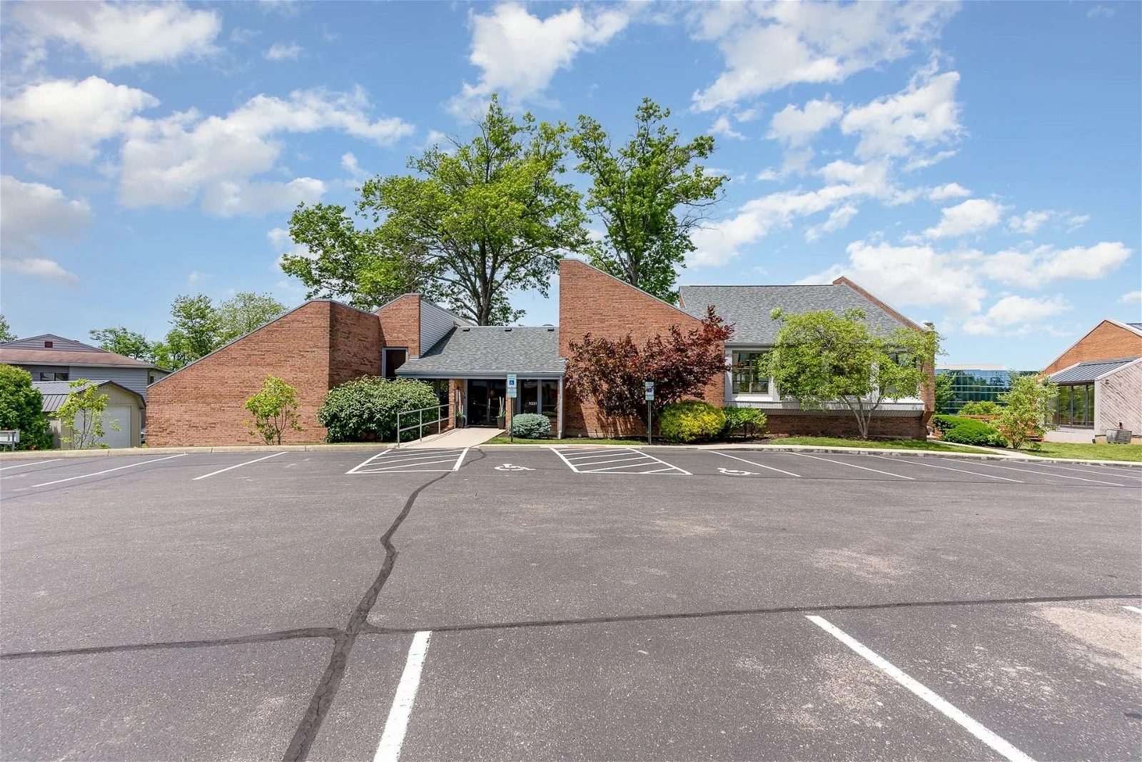 11231 Cornell Park Dr, Cincinnati, OH for lease Building Photo- Image 1 of 26