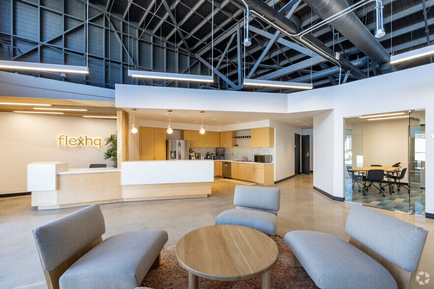 3040 E 12th St, Los Angeles, CA à louer - Hall d’entrée - Image 3 de 20