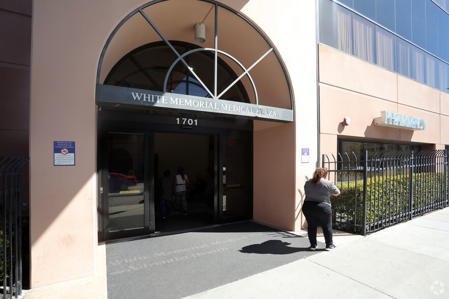 1701 E Cesar Chavez Ave, Los Angeles, CA for lease - Building Photo - Image 3 of 6