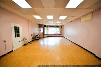 1556-1558 Summit Ave, Hillside, NJ for lease Interior Photo- Image 2 of 10