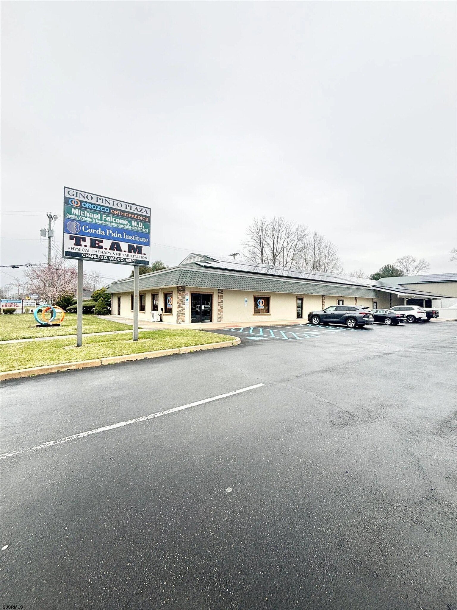 373 S White Horse Pike, Hammonton, NJ à louer Photo du bâtiment- Image 1 de 8