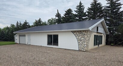 1409 1st Avenue NW, Weyburn, SK for lease Building Photo- Image 1 of 7