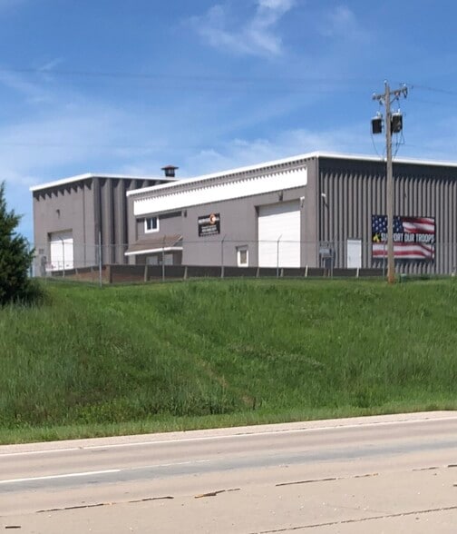 13611 S 217th St, Gretna, NE for sale - Primary Photo - Image 1 of 6