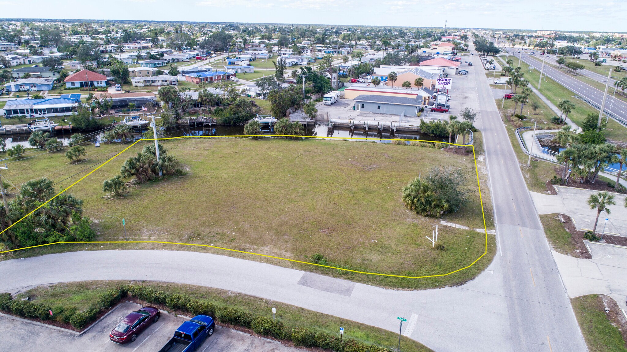 3859 Tamiami Trl, Port Charlotte, FL à vendre Photo principale- Image 1 de 17