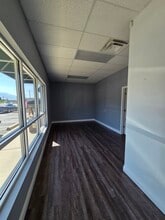 1949 N 400 E, Ogden, UT for lease Interior Photo- Image 2 of 7