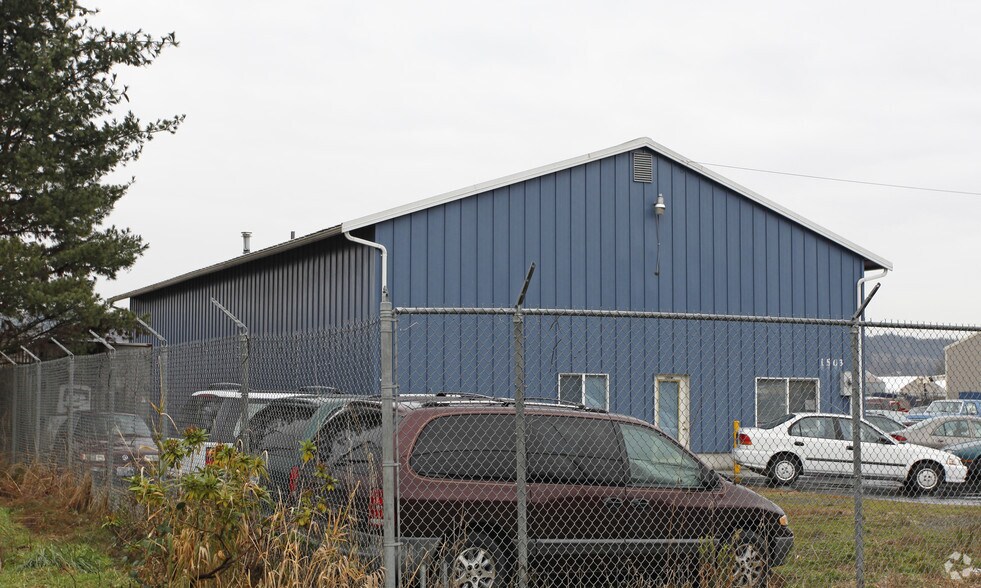1503 Thornton Ave SW, Pacific, WA à louer - Photo du bâtiment - Image 3 de 3