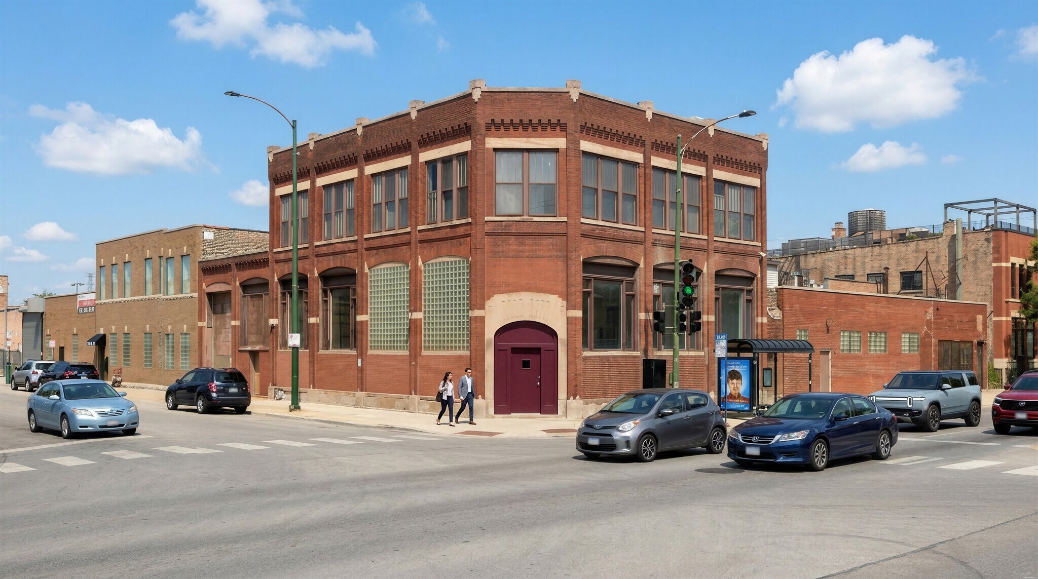 300 N Ashland Ave, Chicago, IL à louer Photo du bâtiment- Image 1 de 8