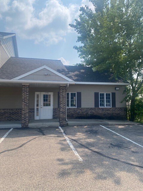 3131 Superior Dr NW, Rochester, MN for sale Building Photo- Image 1 of 1