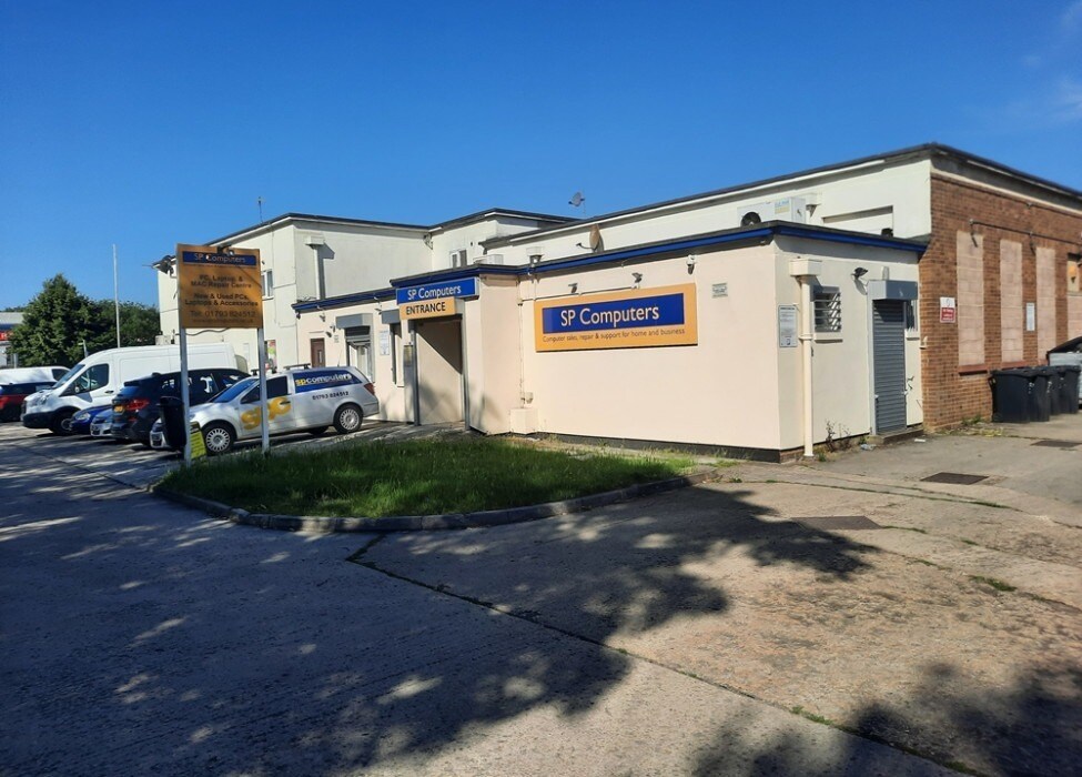 Hobley Dr, Stratton à vendre Photo principale- Image 1 de 1