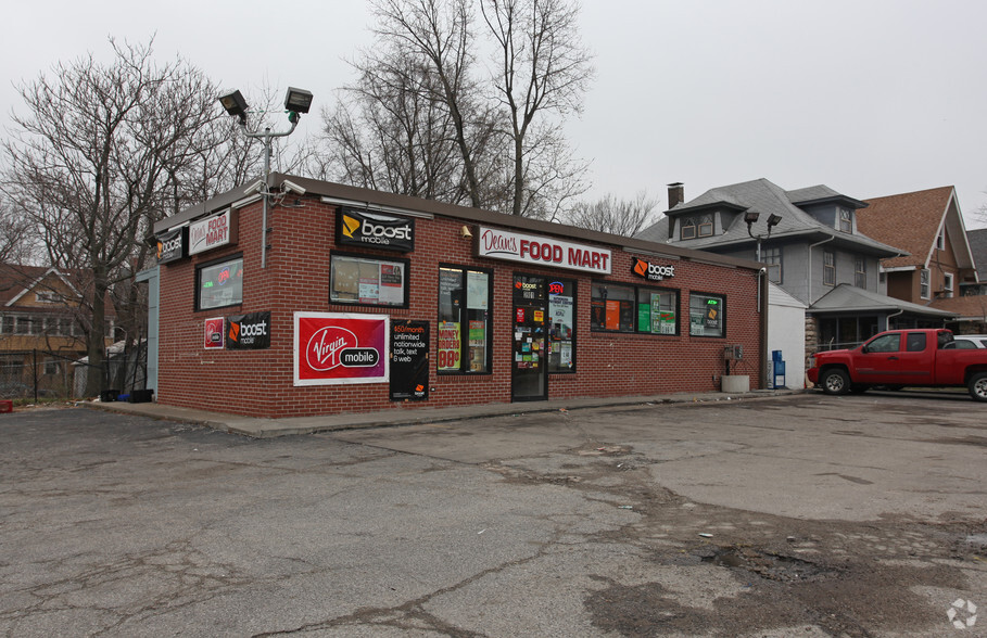 3901 Troost Ave, Kansas City, MO for sale - Primary Photo - Image 1 of 1