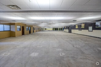 3300 N 124th St, Milwaukee, WI for sale Interior Photo- Image 2 of 11