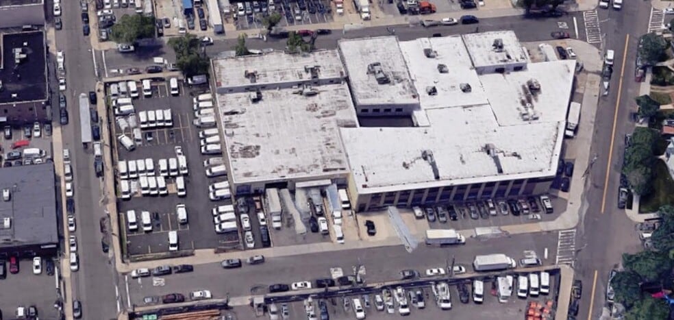 147-31 176th St, Jamaica, NY for lease - Building Photo - Image 2 of 2