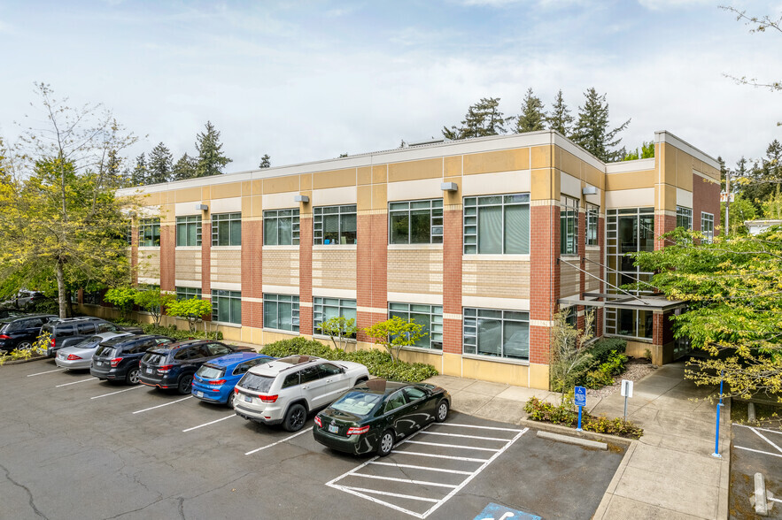 7420 SW Bridgeport Rd, Tigard, OR for lease - Primary Photo - Image 1 of 15