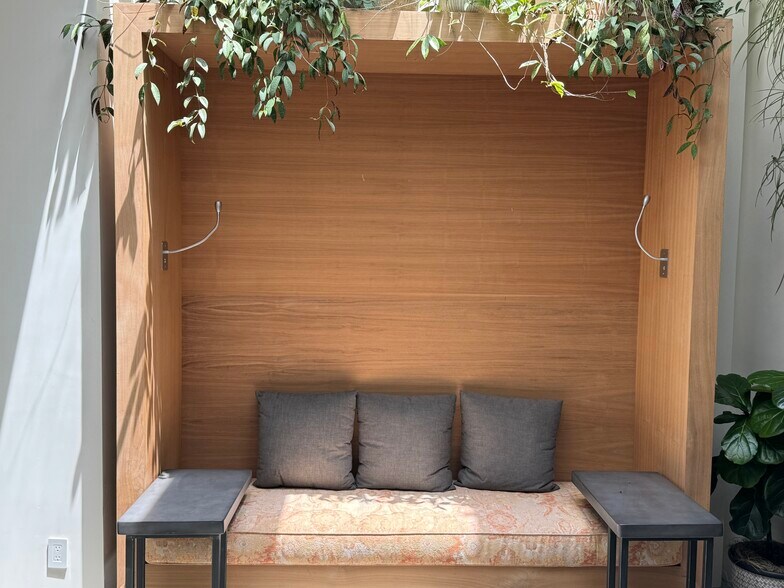 1516 Folsom St, San Francisco, CA à louer - Photo du bâtiment - Image 2 de 16