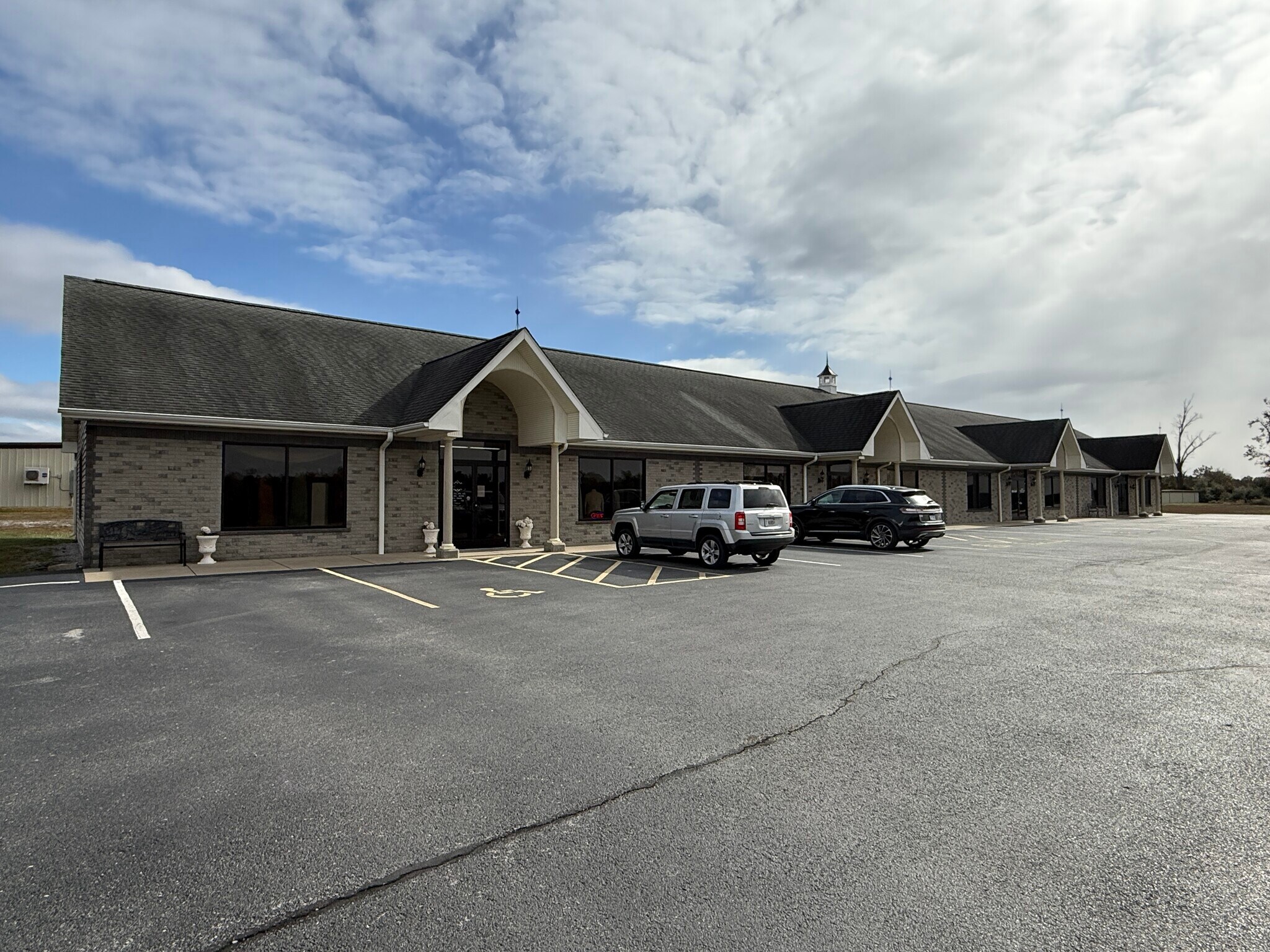 1615 Landing Dr, Carterville, IL à vendre Photo du bâtiment- Image 1 de 4