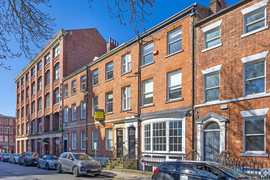 25A Park Sq, Leeds for lease - Building Photo - Image 2 of 4