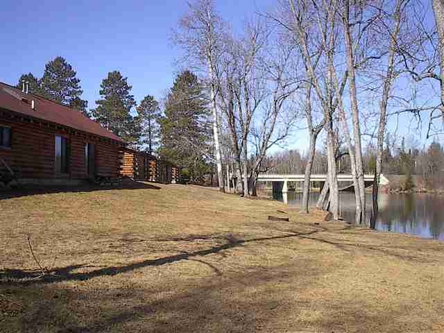 598 US 141, Crystal Falls, MI for lease - Primary Photo - Image 1 of 6