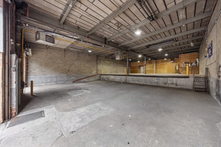 91-26 Archer Ave, Jamaica, NY for lease - Building Photo - Image 3 of 11