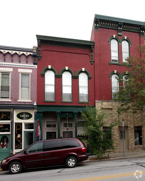 1004 Main St, Lafayette, IN for lease - Building Photo - Image 2 of 3