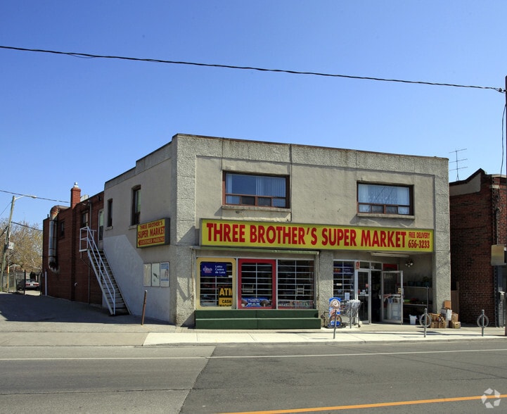 427-429 Vaughan Rd, Toronto, ON à vendre - Photo du bâtiment - Image 3 de 4
