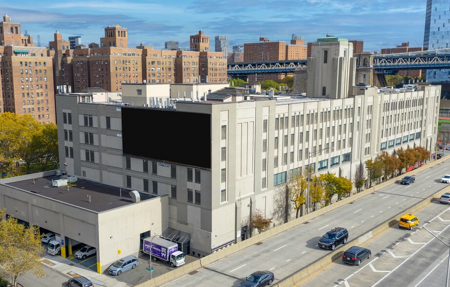 220 South St, New York, NY for lease - Building Photo - Image 1 of 12