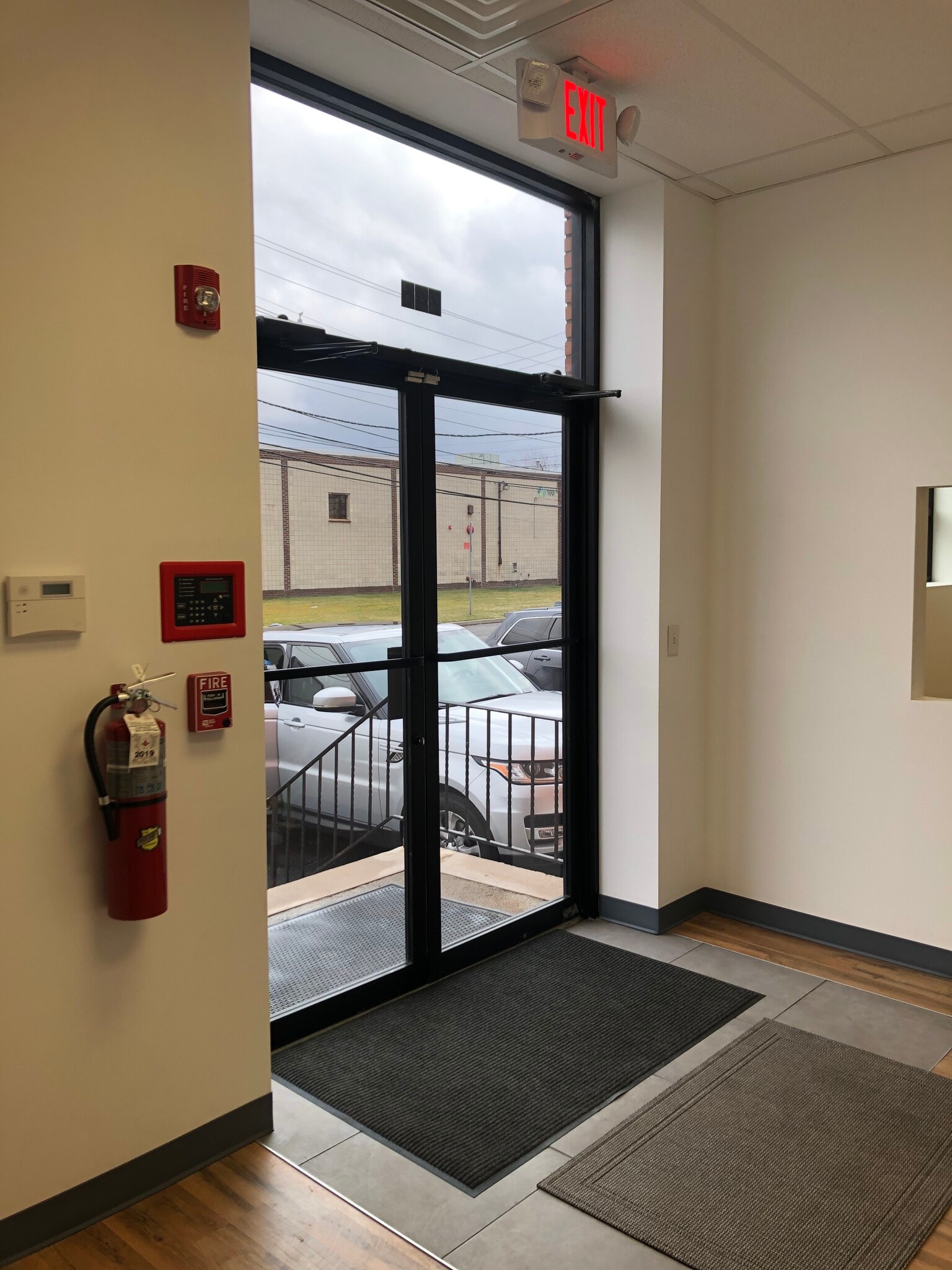 746 Gotham Pky, Carlstadt, NJ for lease Interior Photo- Image 1 of 15