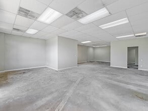 3120 McFarland Blvd, Northport, AL for lease Interior Photo- Image 1 of 17