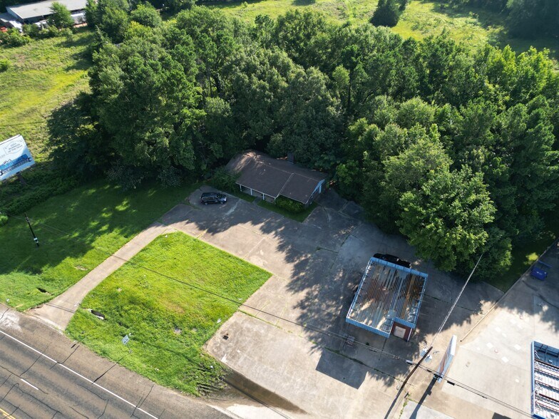 804 Highway 110 N, Whitehouse, TX à vendre - Photo du bâtiment - Image 3 de 8