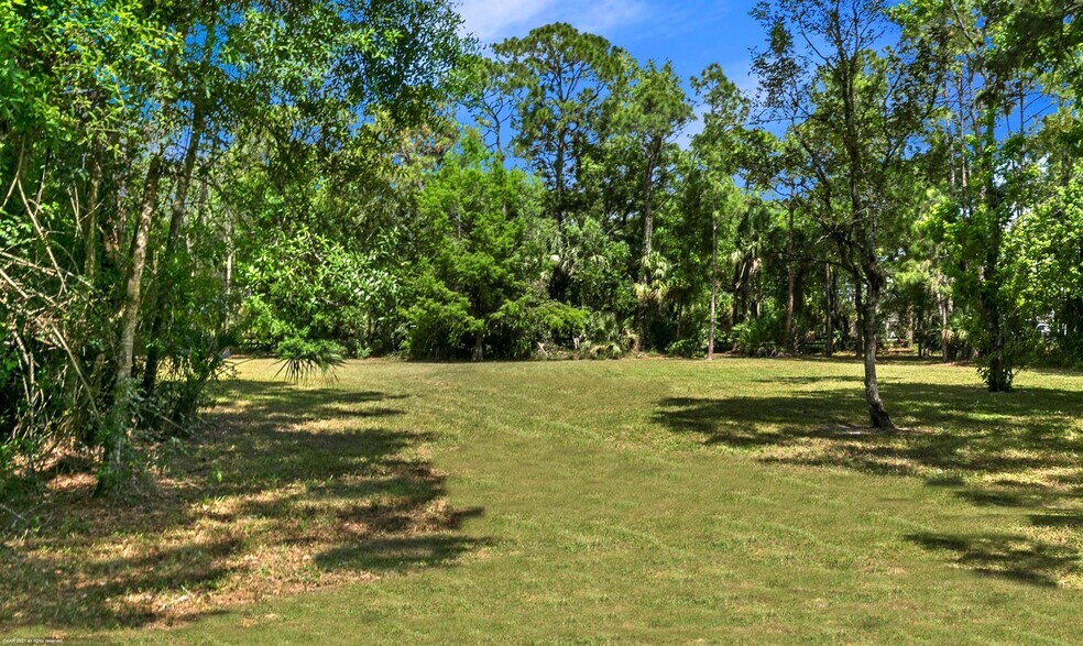 14148 Okeechobee Blvd, Loxahatchee, FL à vendre - Photo du bâtiment - Image 3 de 6