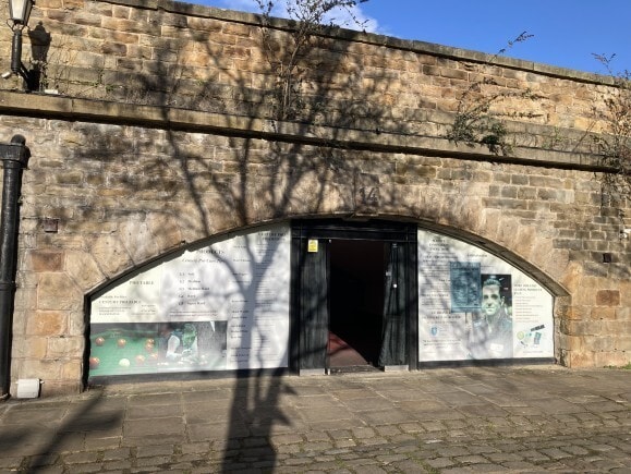 Wharf St, Sheffield à louer Photo du bâtiment- Image 1 de 3