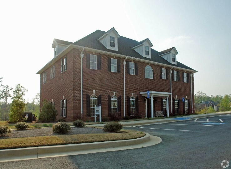 4729 Peachtree Industrial Blvd, Berkeley Lake, GA for lease - Building Photo - Image 2 of 12