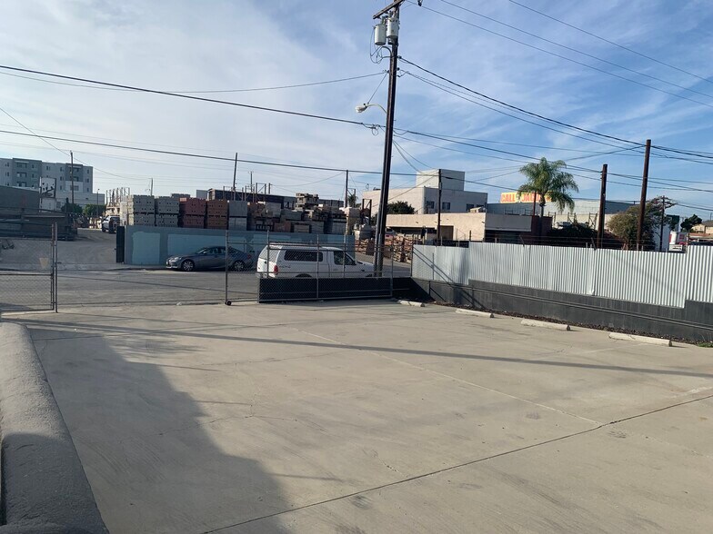 23120 Mariposa Ave, Torrance, CA à vendre - Photo du bâtiment - Image 2 de 15